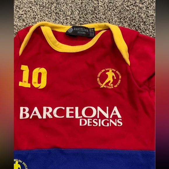 Barcelona Designs #10 Romper Size 12-18M - Picture 3 of 4